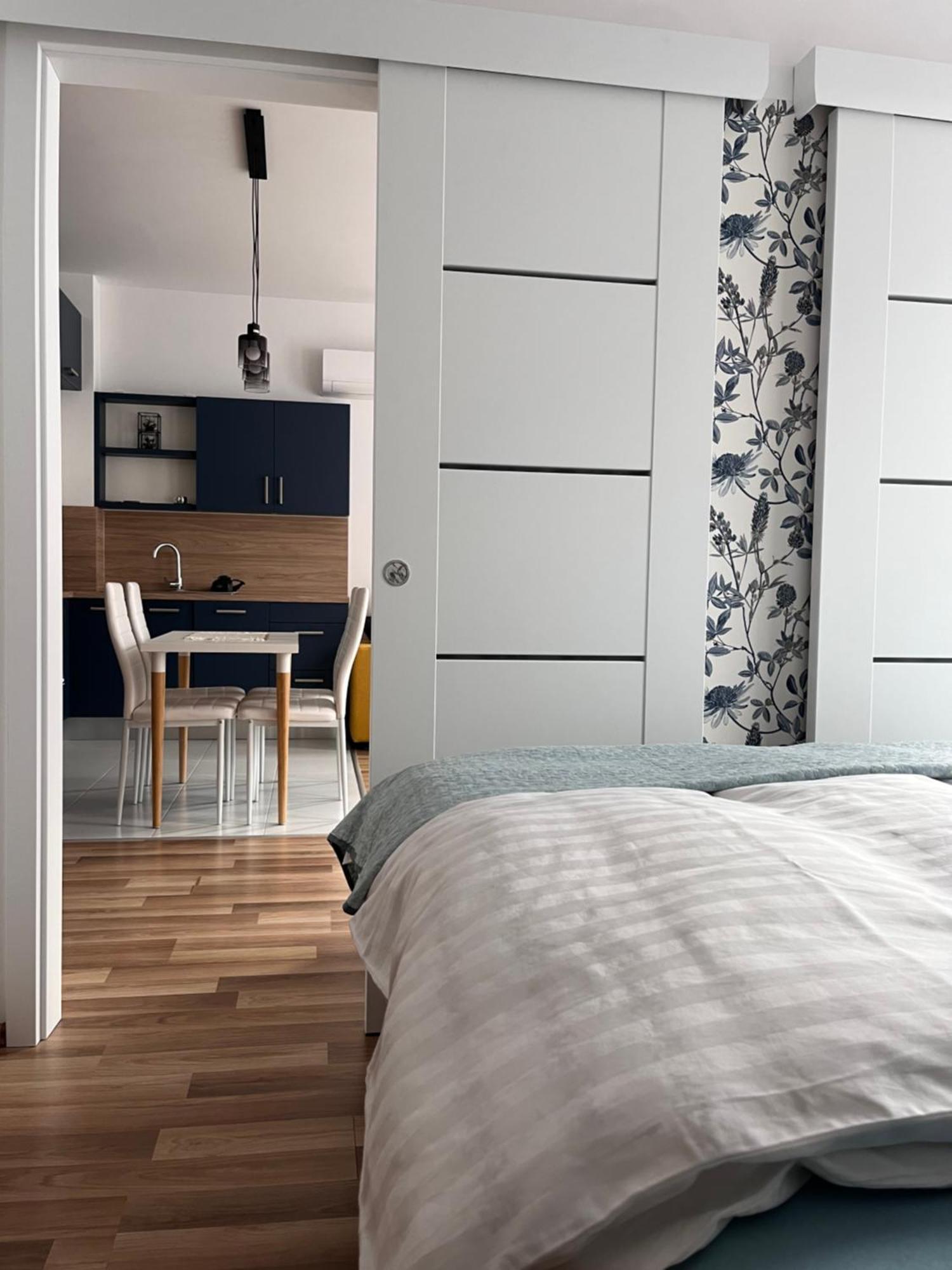 One Step Apartman - City Center With Self Check-In Szombathely Exterior foto